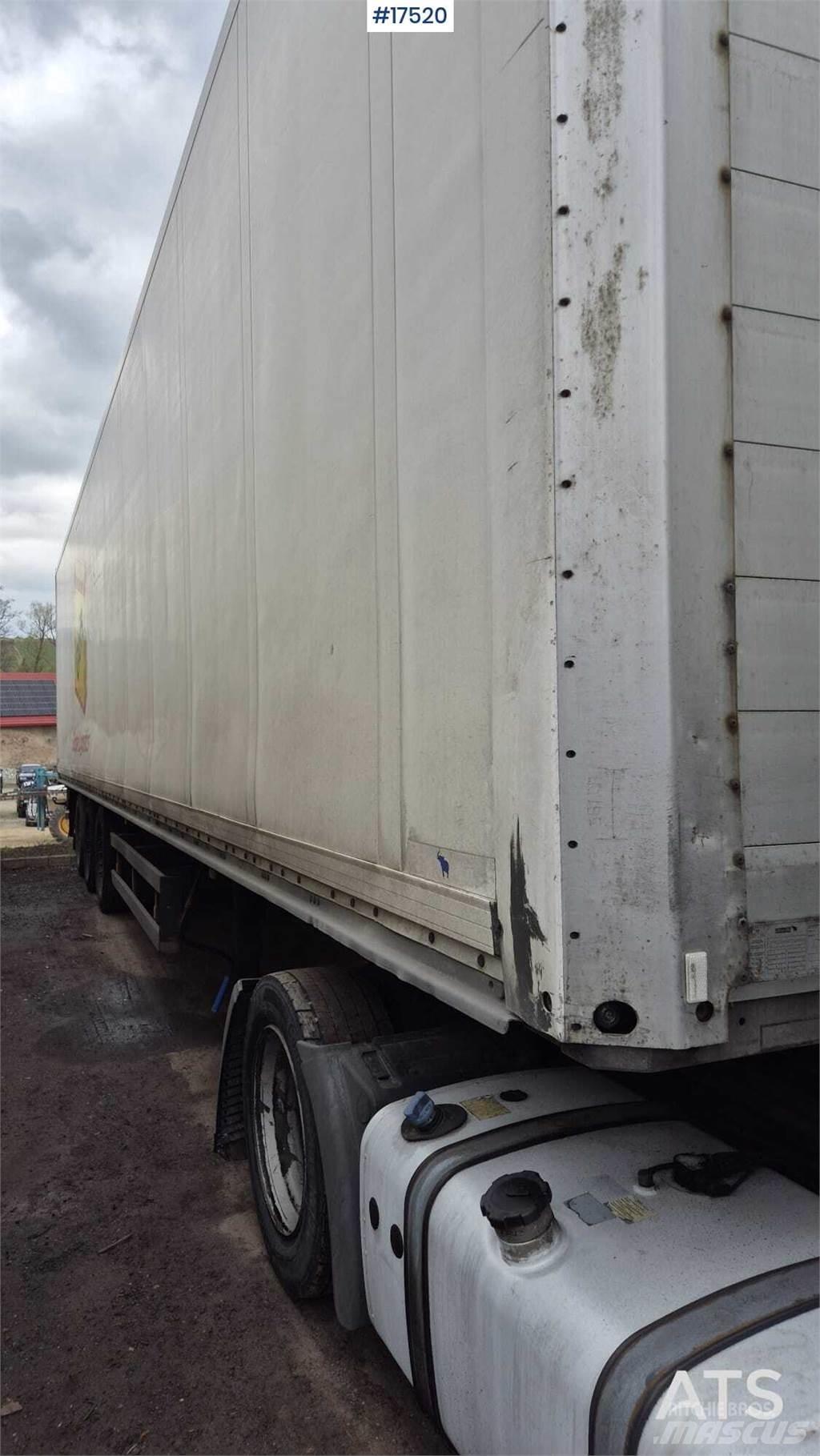 Schmitz SKO 24 Curtain  trailers
