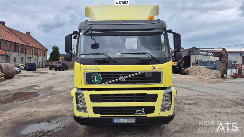 Volvo FM 440 Hook lift trucks