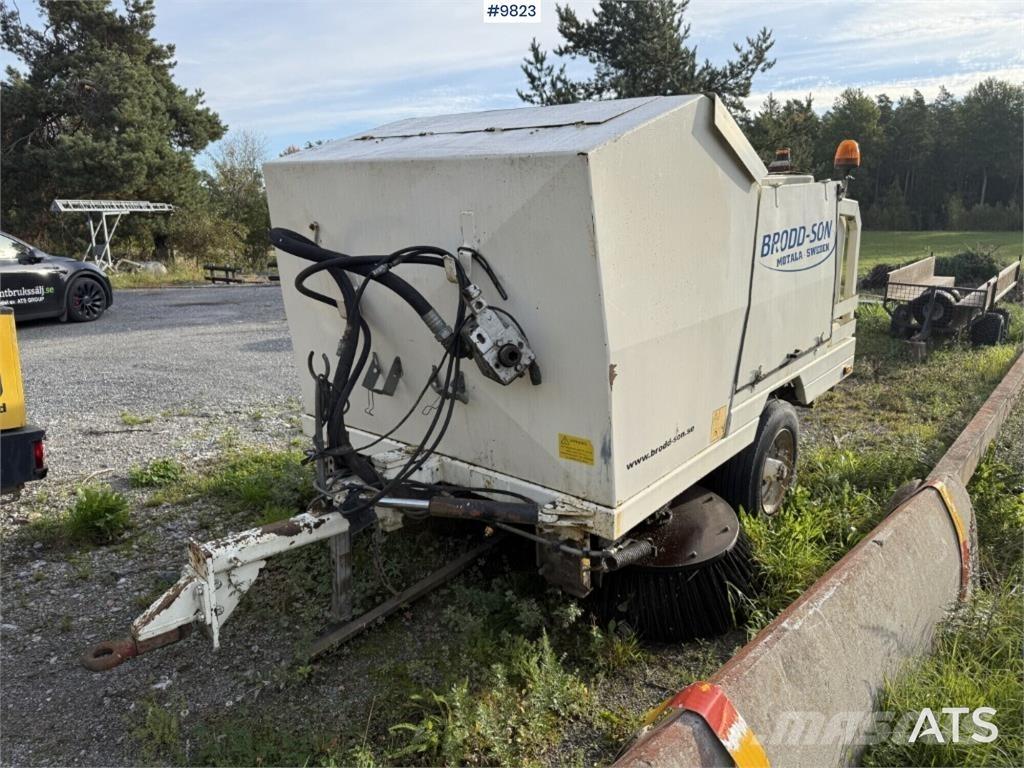 Brodd-Son Nordic Sweeper trucks