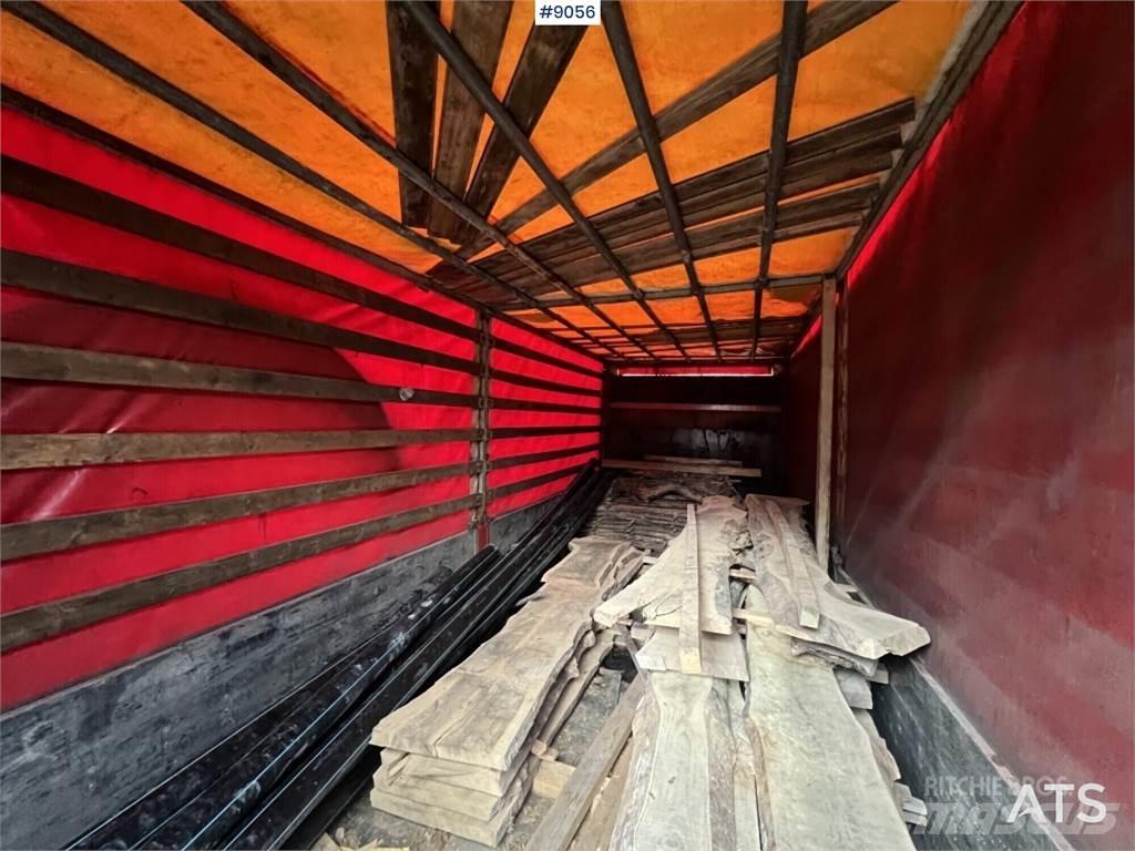  Container Med kapell Site Accomodation