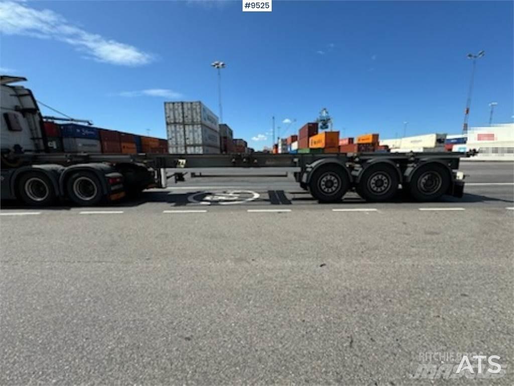 Fruehauf annet Container trailers