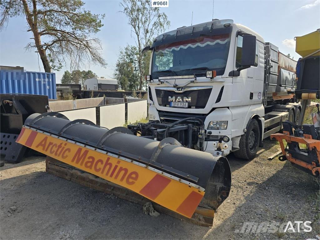 MAN TGX 25.500 Hook lift trucks
