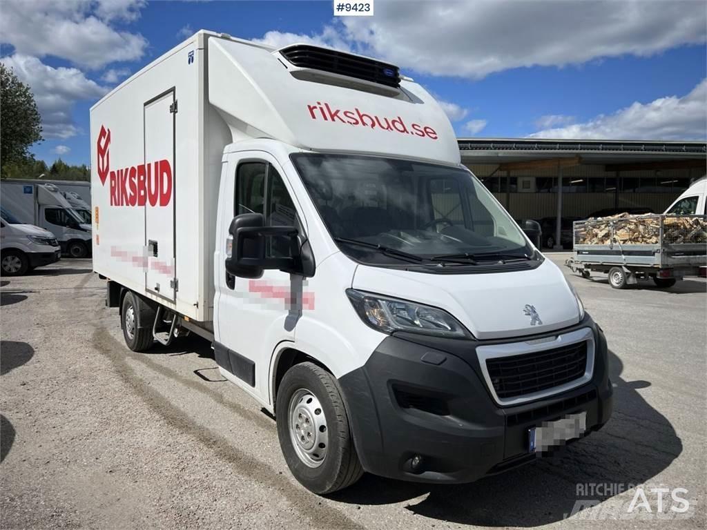 Peugeot Boxer Box trucks