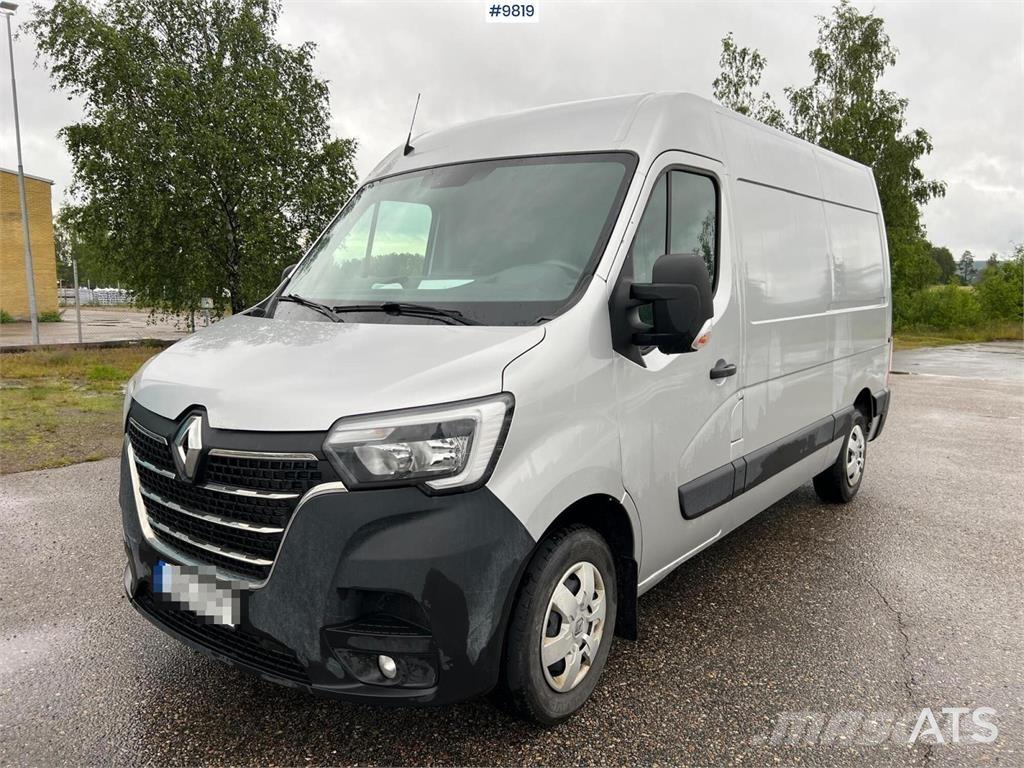 Renault Master Box trucks