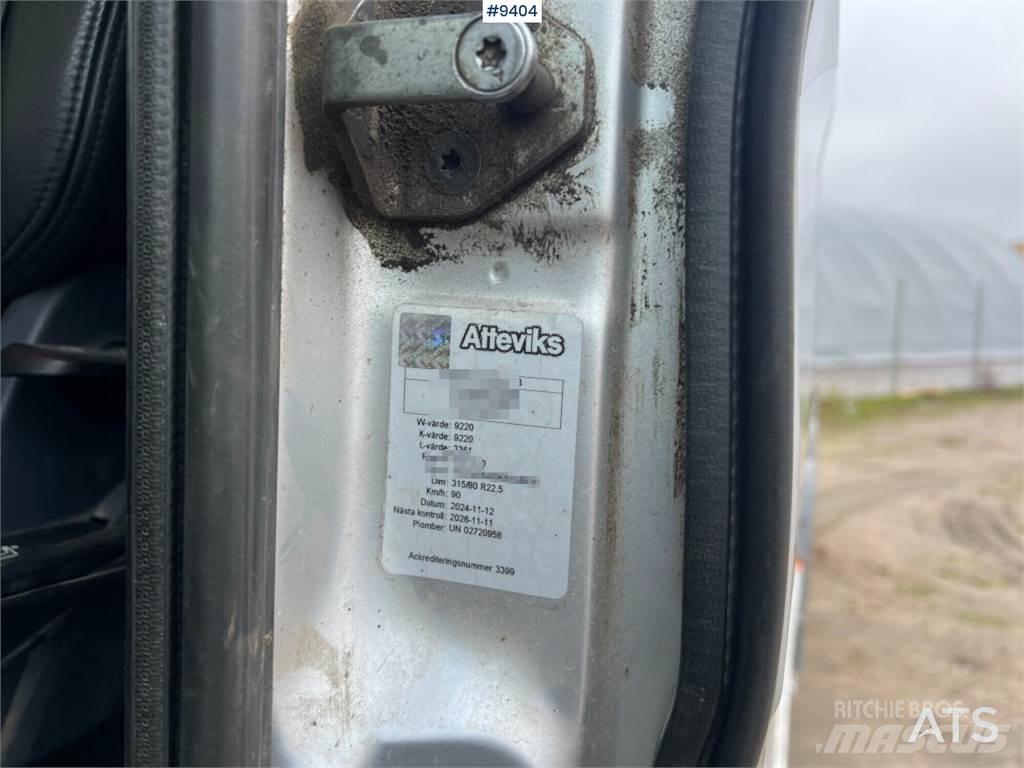 Scania G490 Hook lift trucks