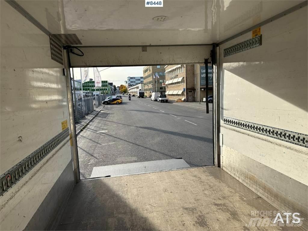 Scania P280B4X2NB Box trucks