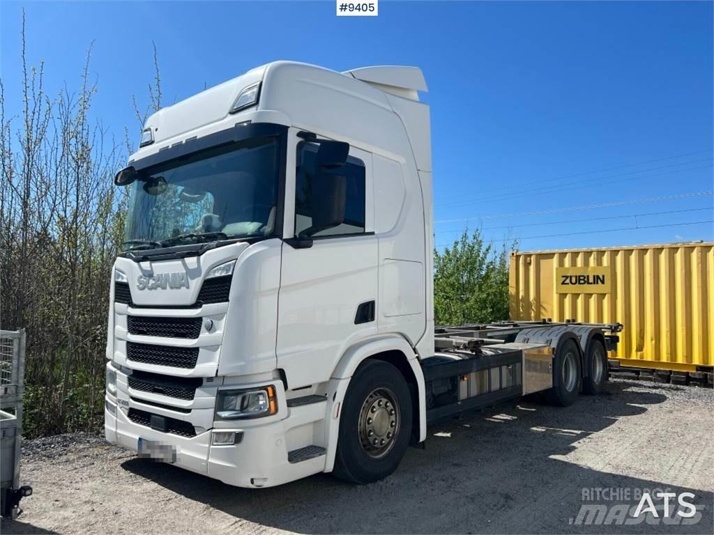 Scania R 500 B6X2NB Container trailers