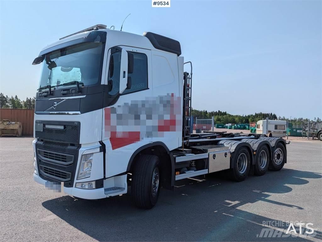 Volvo FH 84TR Hook lift trucks