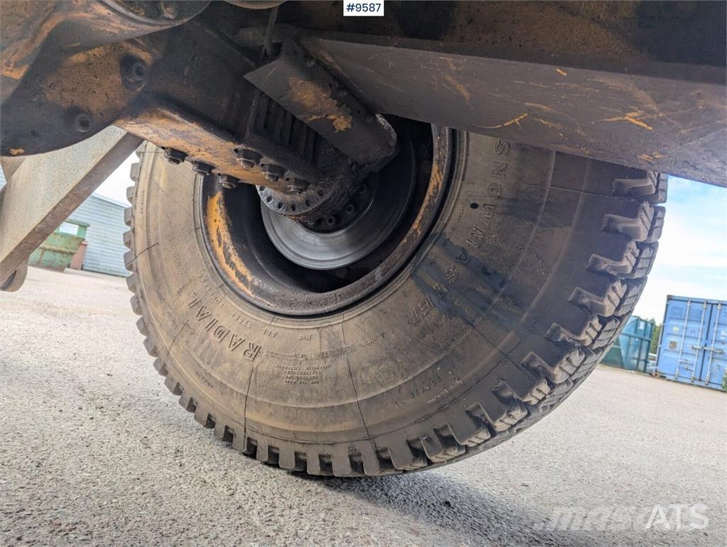 Volvo L90B Wheel Loaders