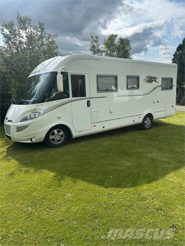  Campingbil Motor homes and travel trailers