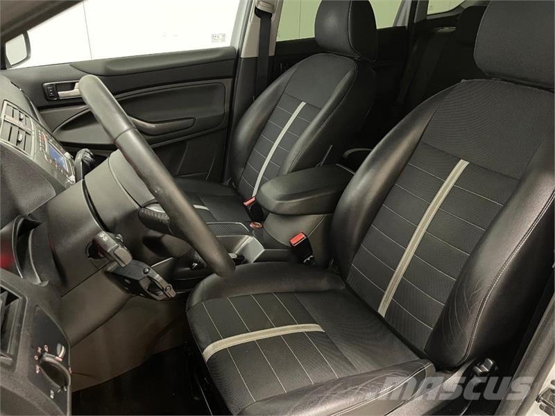 Ford Kuga Automobiles / SUVS