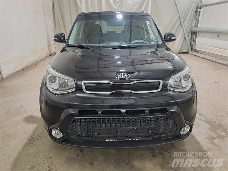 Kia Soul Automobiles / SUVS