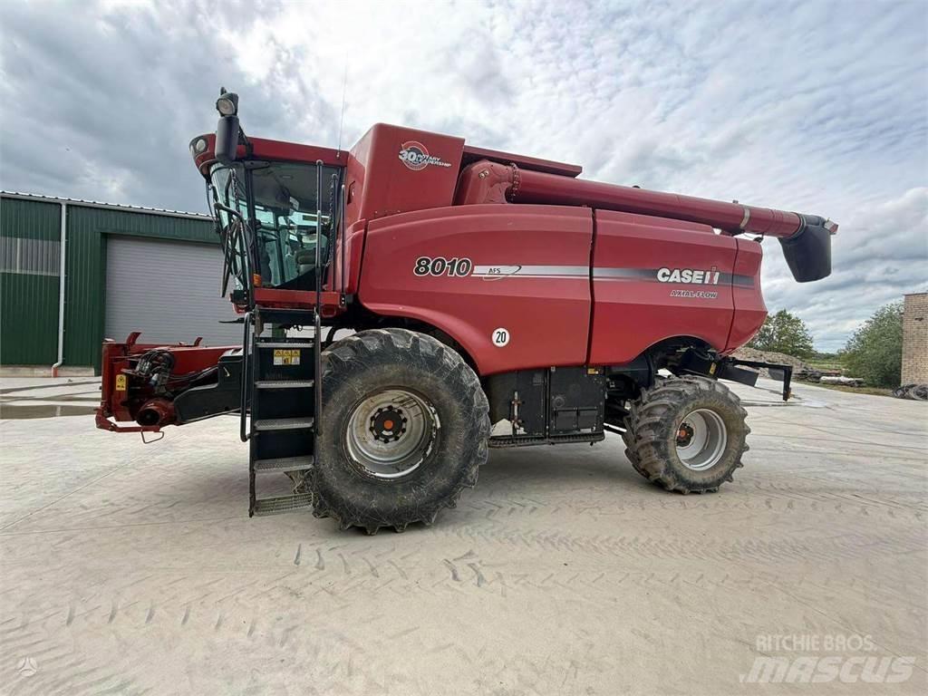 Case IH 8010 Combine Harvesters