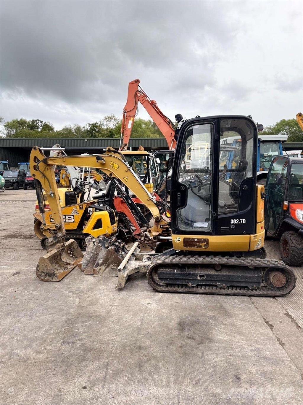 CAT 302.7 DCR Mini Excavators <7t (Mini Diggers)