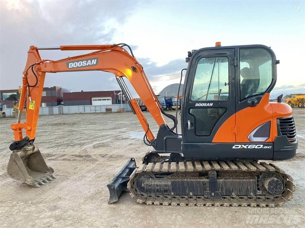 Doosan DX 60 C Mini Excavators <7t (Mini Diggers)