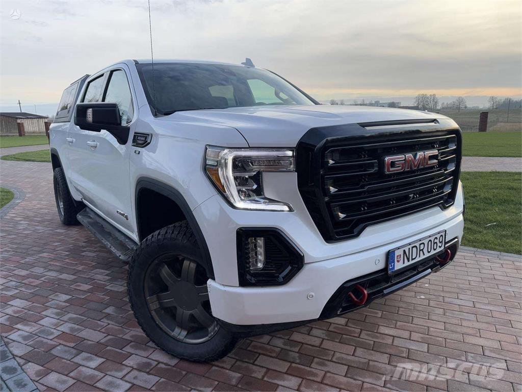 GMC  Automobiles / SUVS