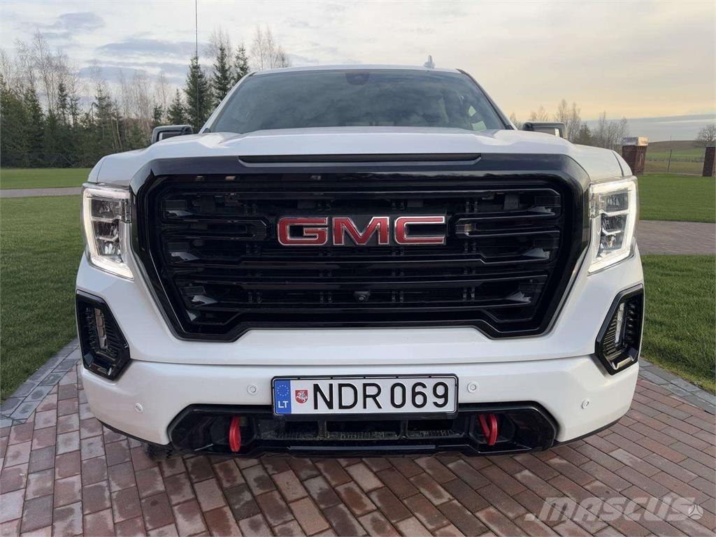 GMC  Automobiles / SUVS
