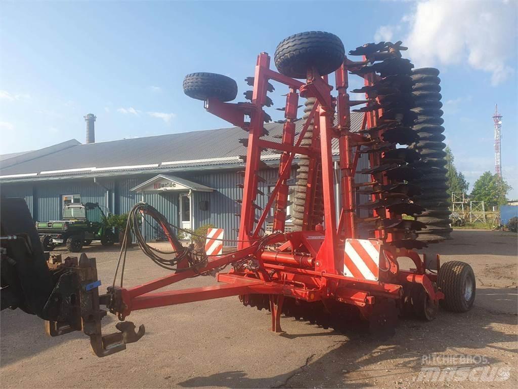 Horsch Joker 8RT Field Drags