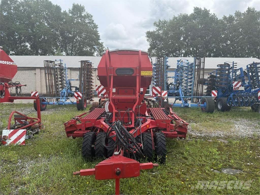 Horsch Pronto 3DC Farm Drills