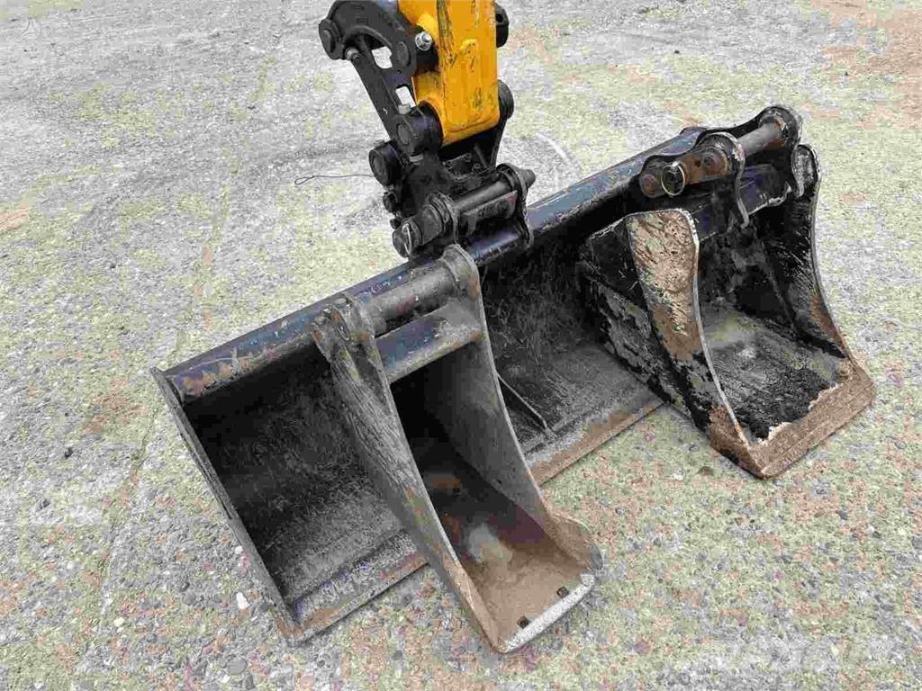 JCB 16C-1 Mini Excavators <7t (Mini Diggers)
