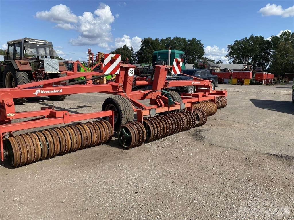 Kverneland 920 Farm Equipment - Others