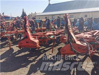 Kverneland EG 100 Plows