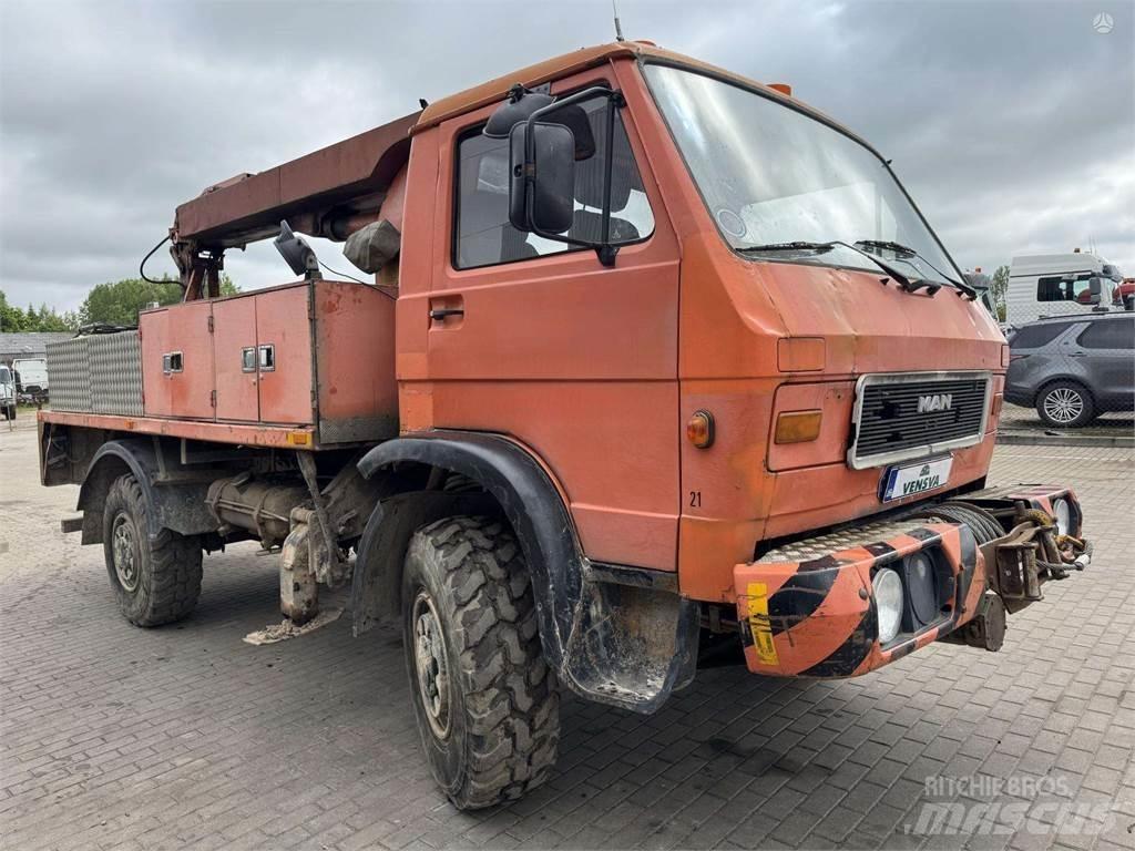 MAN 9.150 4x4 14m. Other Trucks