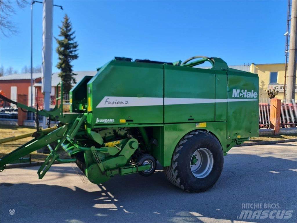 McHale FUSion 2 Round Balers