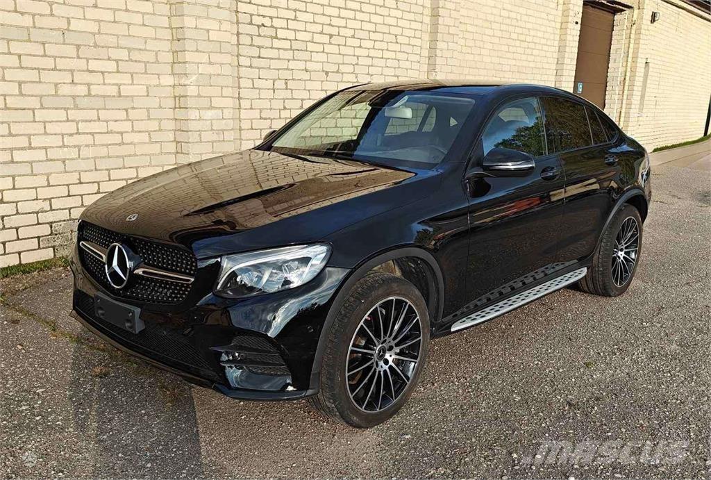 Mercedes-Benz  Automobiles / SUVS
