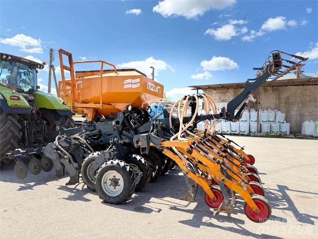  MZURI Pro-Til 4T Farm Drills