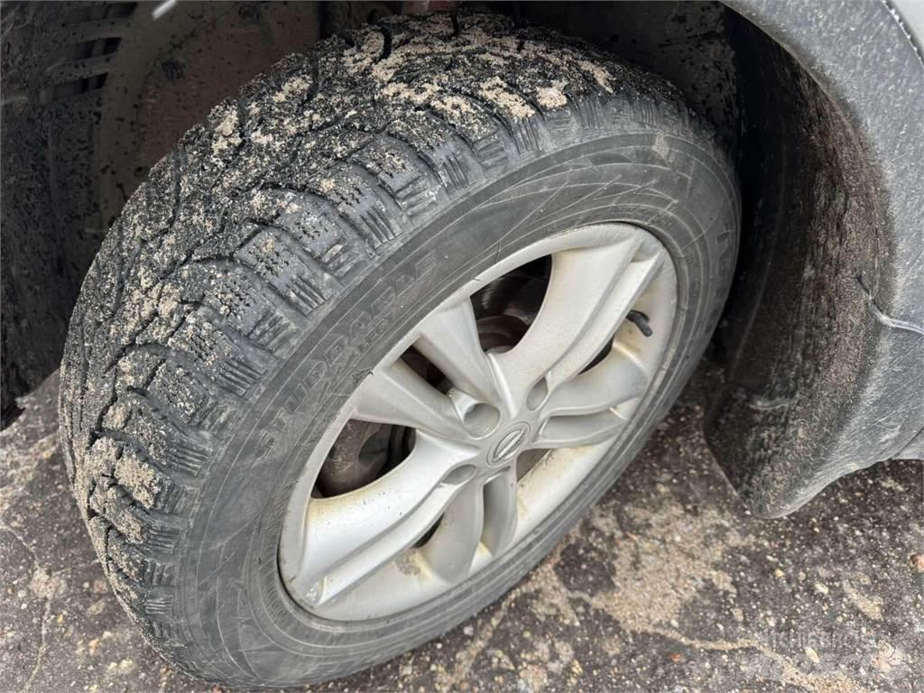 Nissan  Automobiles / SUVS