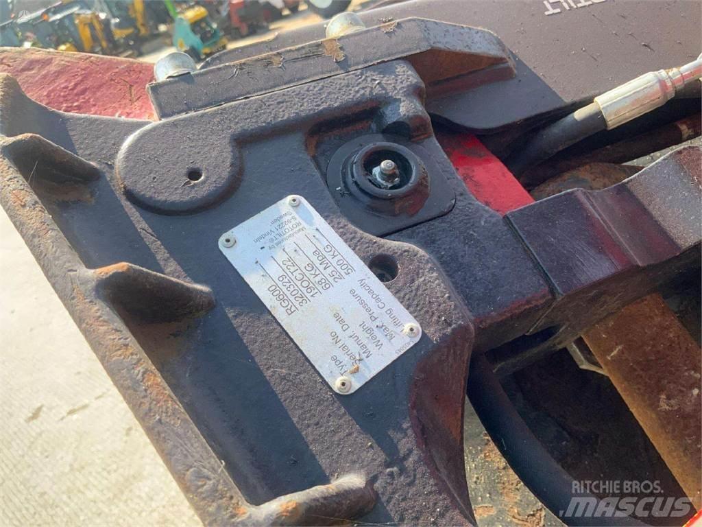 Takeuchi TB370 Crawler Excavators