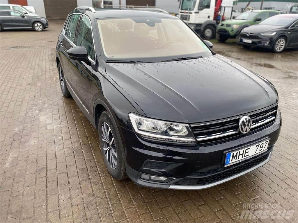Volkswagen  Automobiles / SUVS