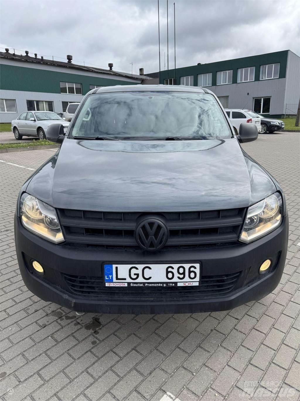 Volkswagen  Automobiles / SUVS