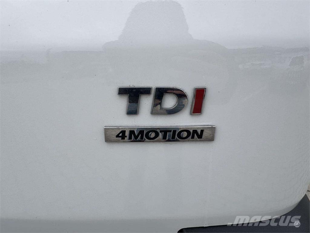 Volkswagen  Automobiles / SUVS