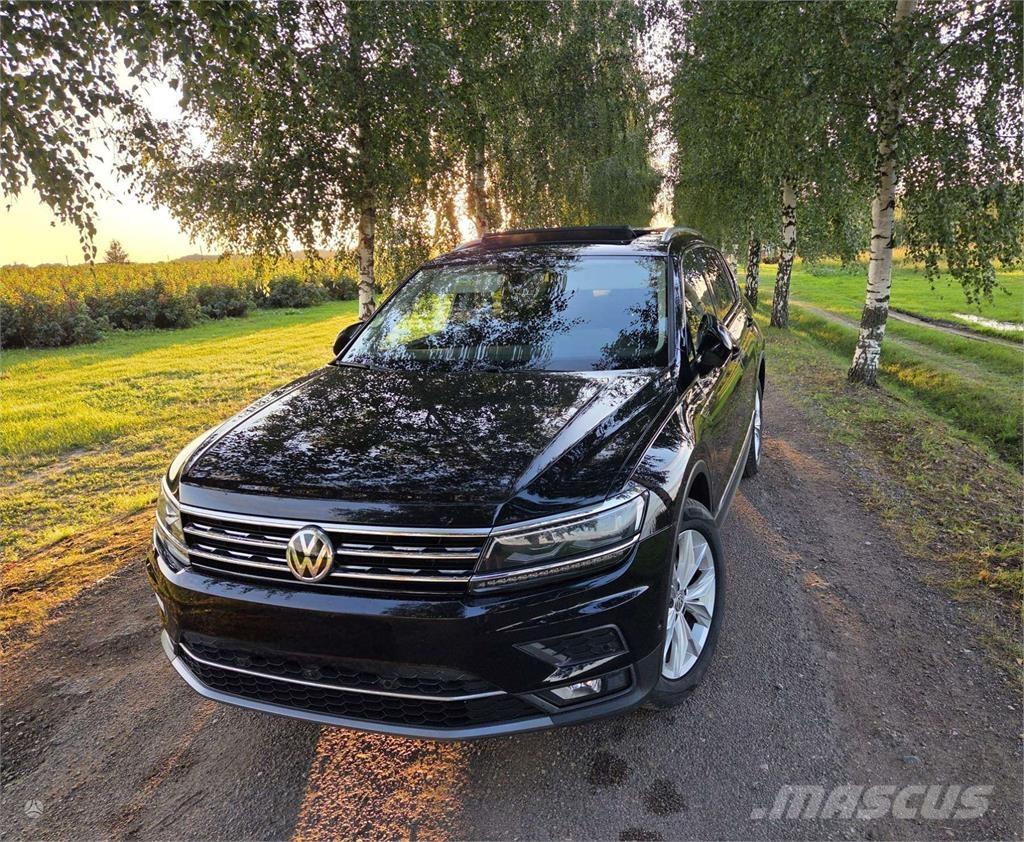 Volkswagen  Automobiles / SUVS
