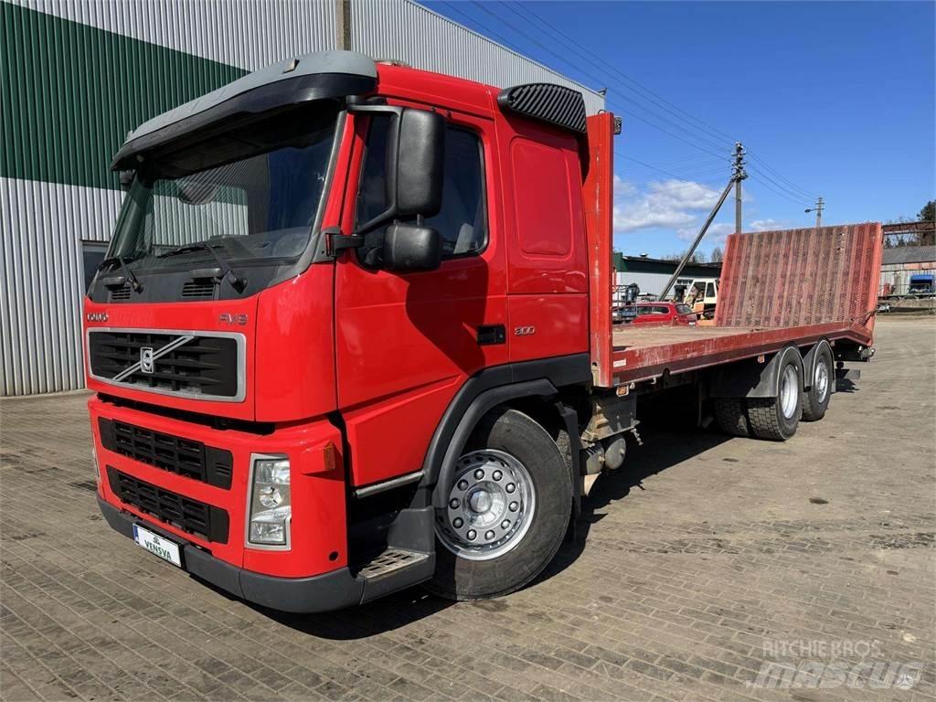 Volvo FM 9 Flatbed Trucks
