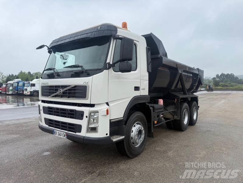 Scania R 450 Conventional Trucks / Tractor Trucks