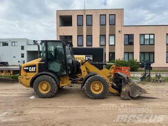 CAT 906M Wheel Loaders