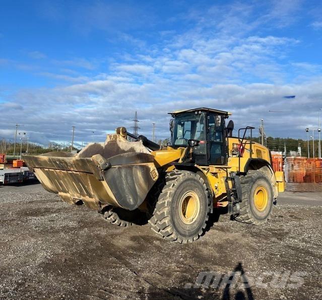 CAT 966 Wheel Loaders