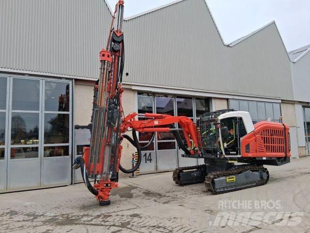 Sandvik DX900i Farm Drills