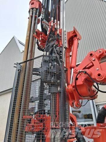 Sandvik DX900i Farm Drills