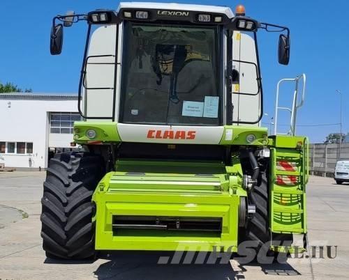 CLAAS Lexion 550 Combine Harvesters