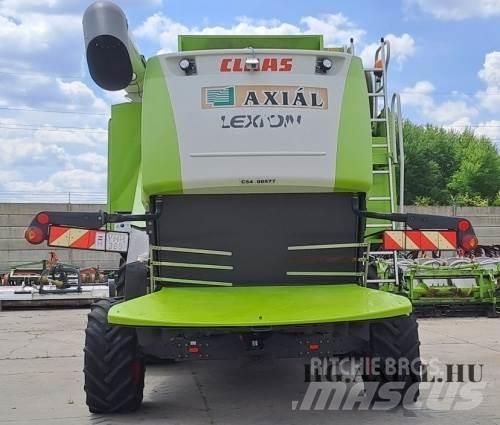 CLAAS Lexion 650 Combine Harvesters