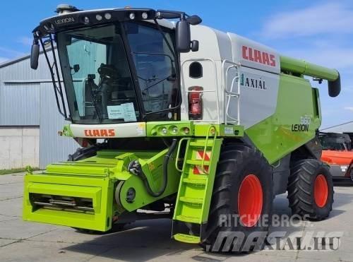 CLAAS Lexion 660 Combine Harvesters