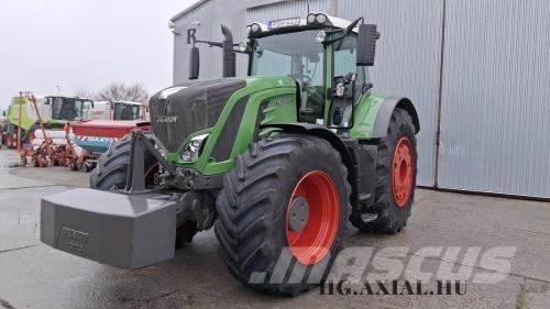 Fendt 933 Vario Tractors