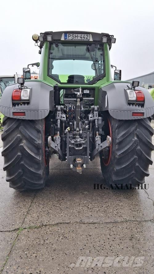 Fendt 933 Vario Tractors