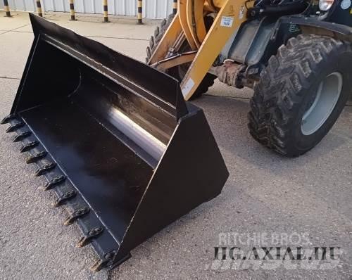 Gehl AL 750 Farm Equipment - Others