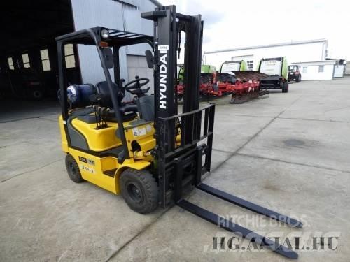 Hyundai 20L-7M Farm Equipment - Others