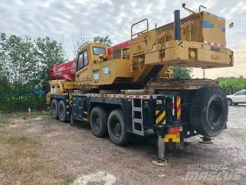 Sany STC 800 Mobile and all terrain cranes
